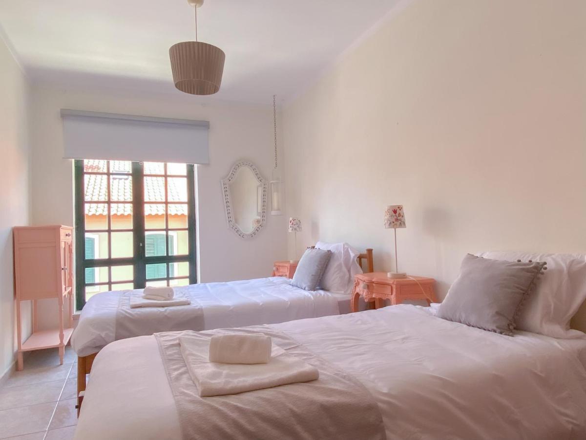 Holiday home Supertubos Atouguia Da Baleia